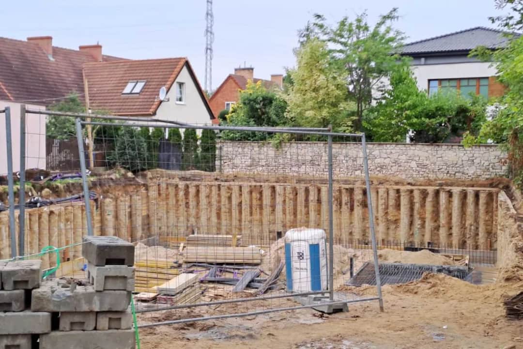 Ile stali na fundamenty? Kluczowe informacje, które musisz znać